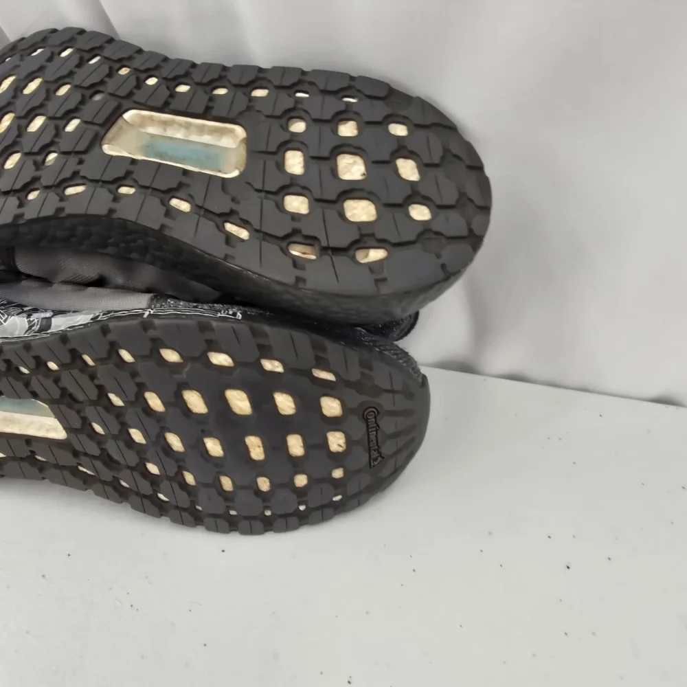 Adidas Star Wars x UltraBoost 19 Millenium Falcon Disney Shoes Men Size 9 FW0525